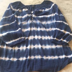 Blue and White CHAPS top